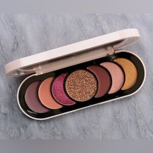 Rare Beauty Discovery Eyeshadow Palette